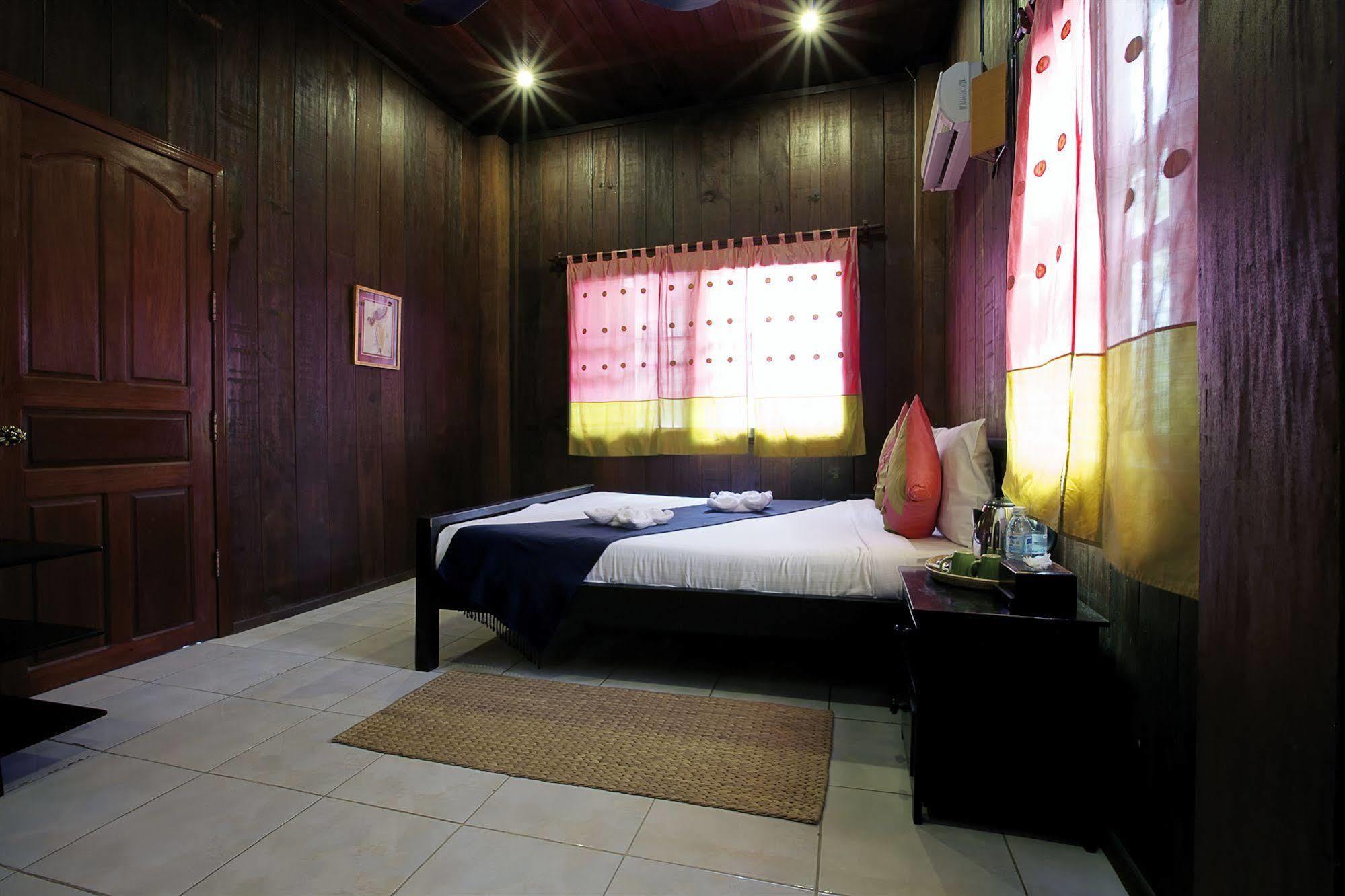 Samatika Villa Boutique Siem Reap Buitenkant foto